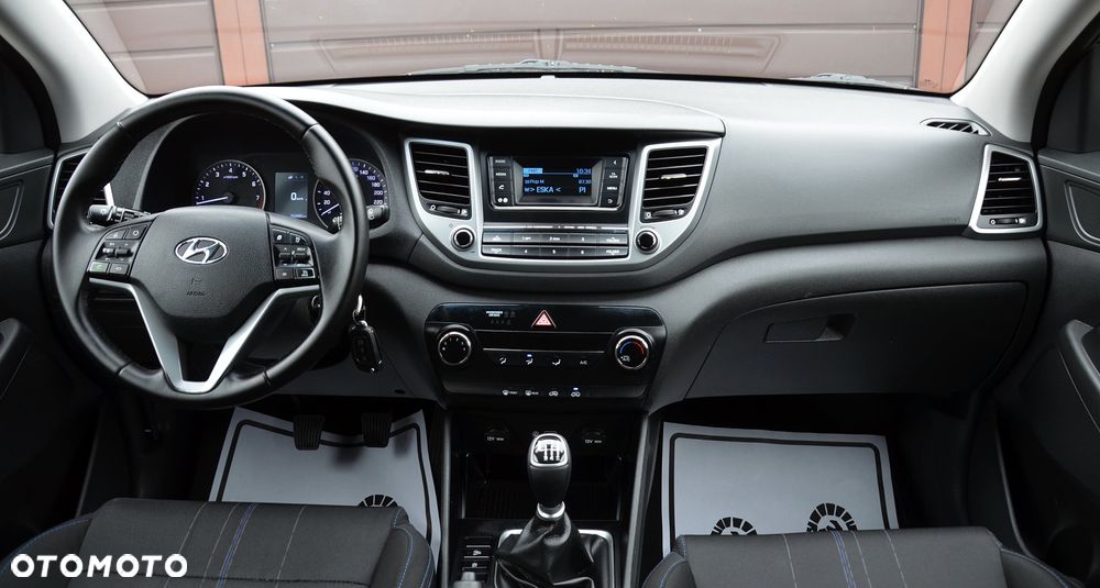Hyundai Tucson blue 1.6 GDi 2WD Navi - 12