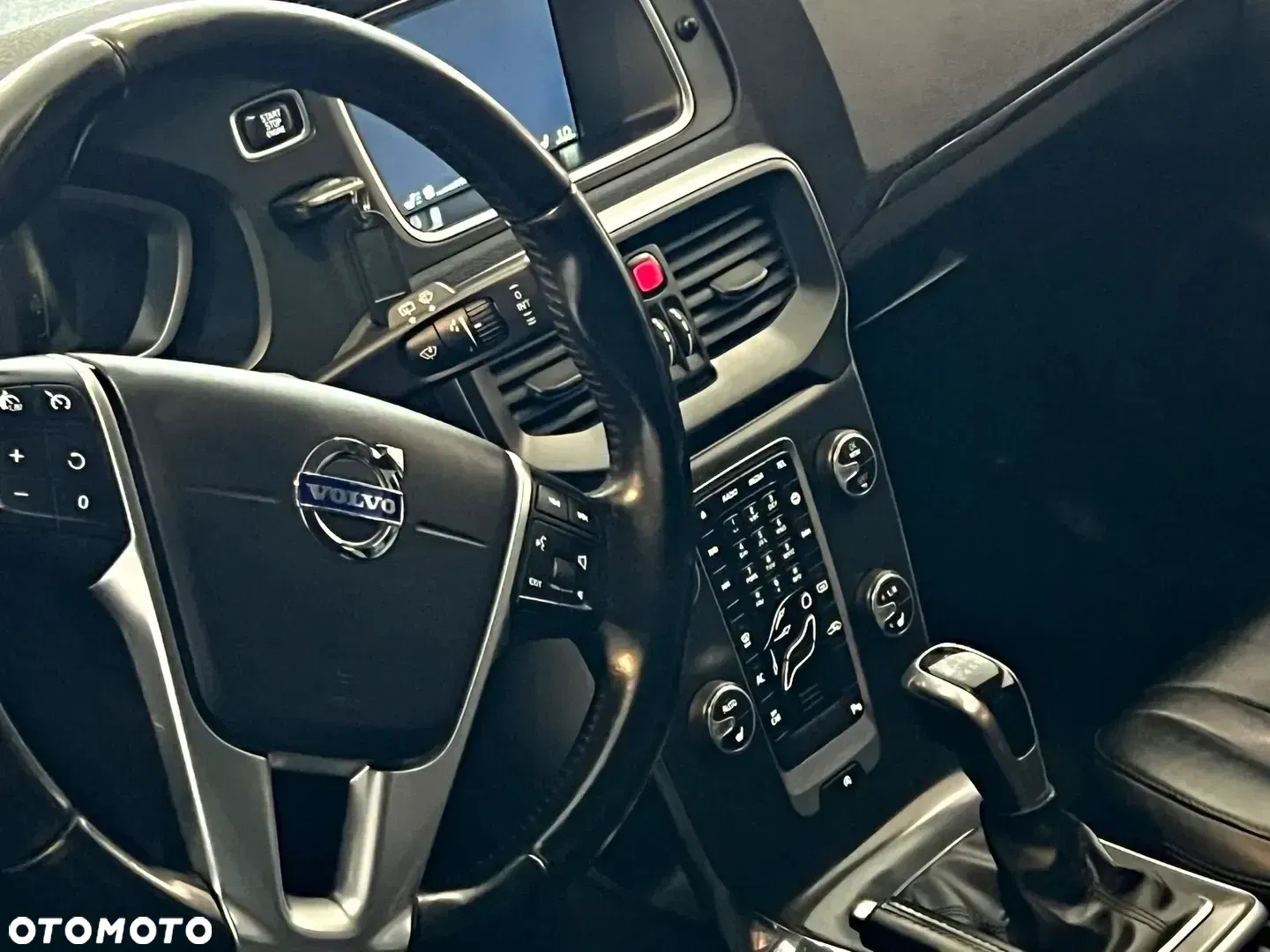 Volvo V40 - 21