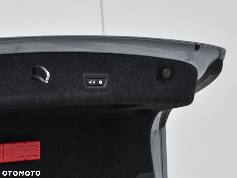 BMW M3 M Competition xDrive sport - 16