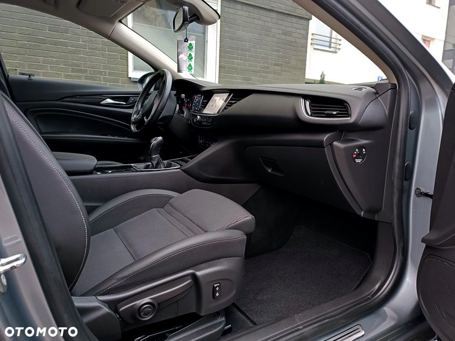 Opel Insignia 2.0 Exclusive - 21