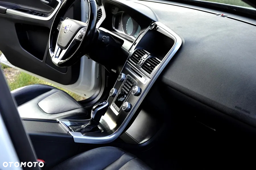 Volvo XC 60 T5 Powershift Summum - 30