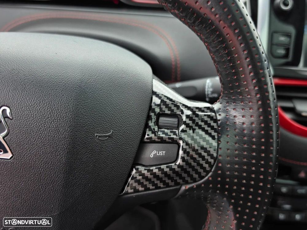 Peugeot 208 GTI 200 THP - 15