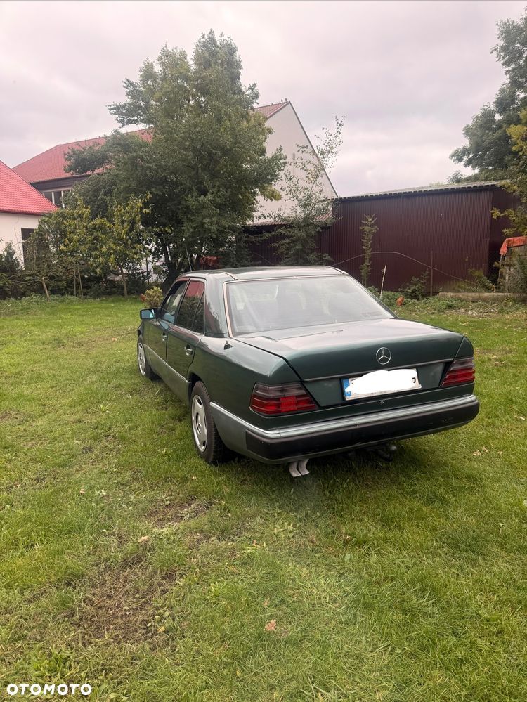 Mercedes-Benz W124 (1984-1993) - 4