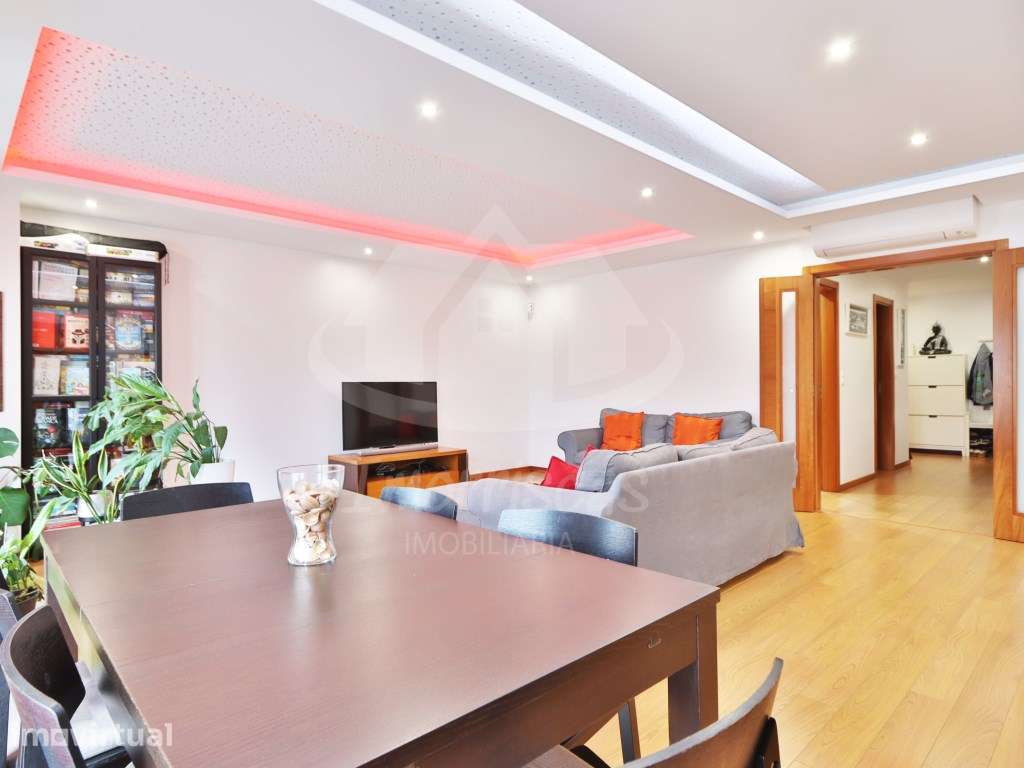 Apartamento T4 com box e terraço, São Julião do Tojal - Valor negoc... - Grande imagem: 5/31