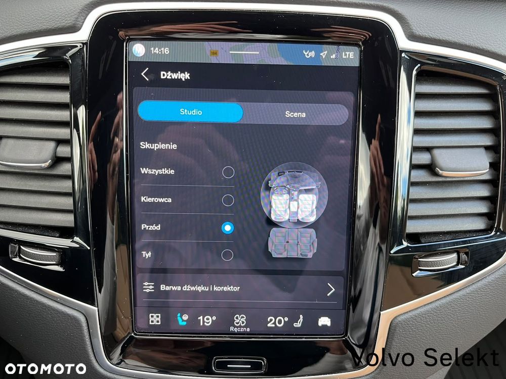 Volvo XC 90 - 21