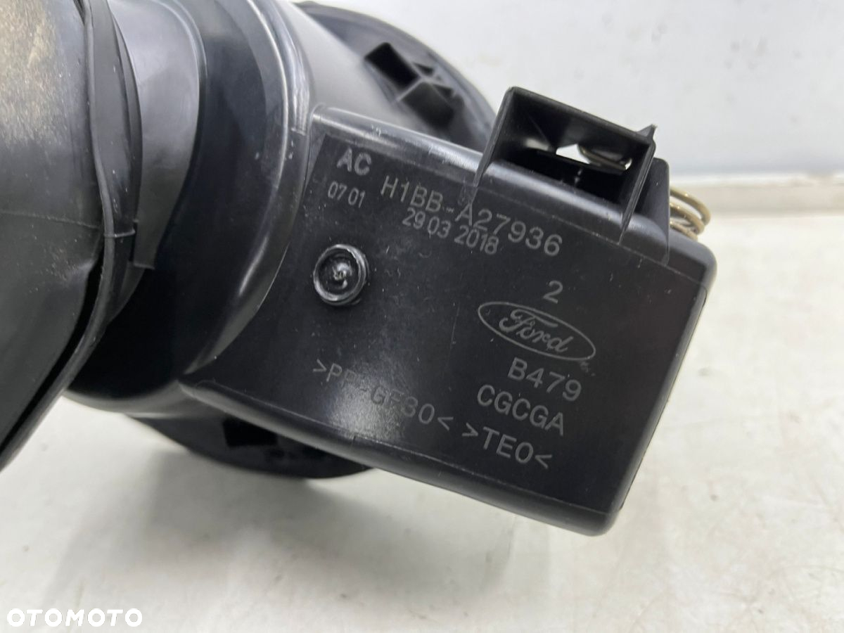 Klapka wlewu paliwa Ford Fiesta VII MK8 17-22r. nie przebita h1bb-a27936 - 8