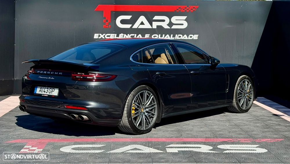 Porsche Panamera Turbo - 7