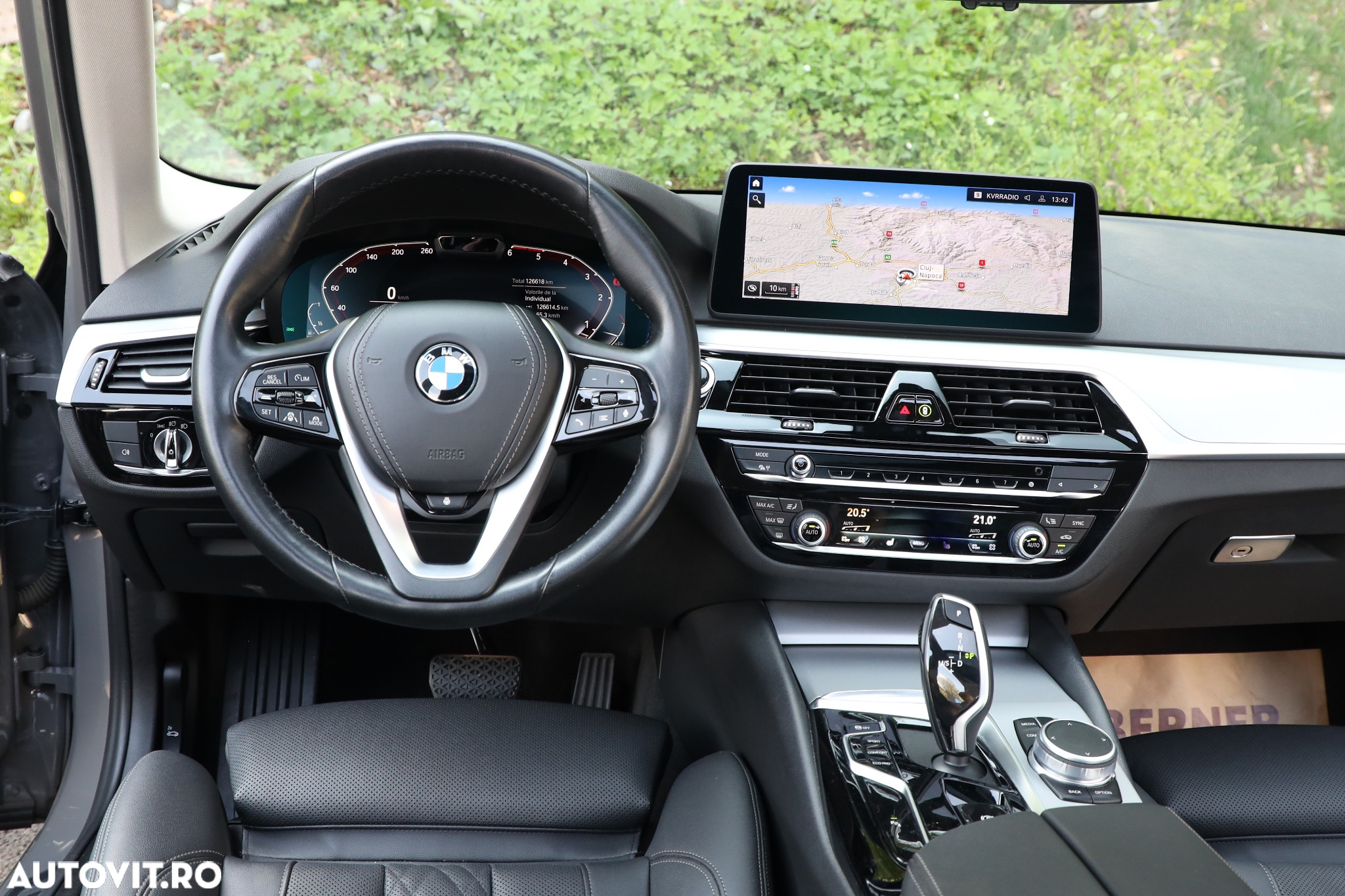 BMW Seria 5 520d xDrive AT MHEV - 12