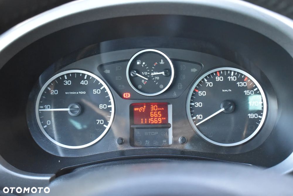 Citroën Berlingo Multispace BlueHDi 120 S&S SHINE - 25