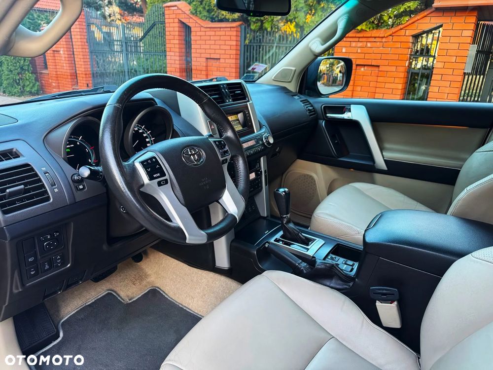 Toyota Land Cruiser 3.0 D-4D Automatik Executive - 28