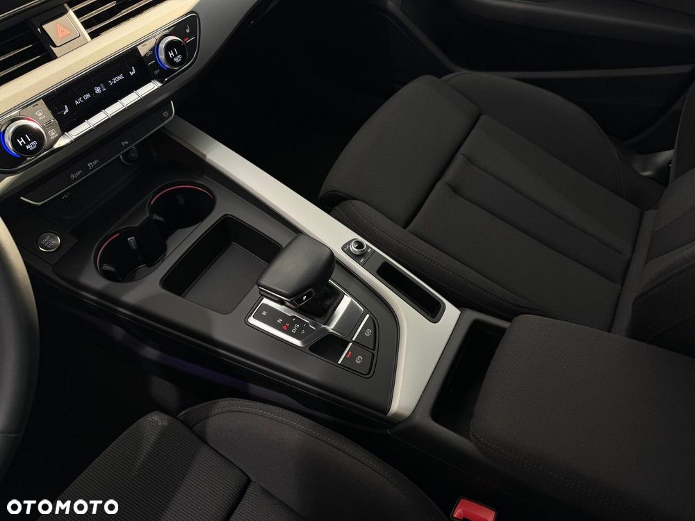 Audi A4 Limousine - 25