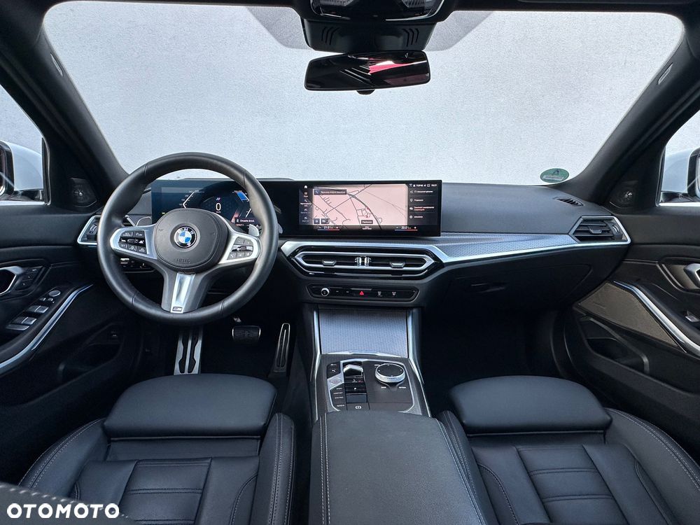 BMW Seria 3 320d xDrive M Sport - 17