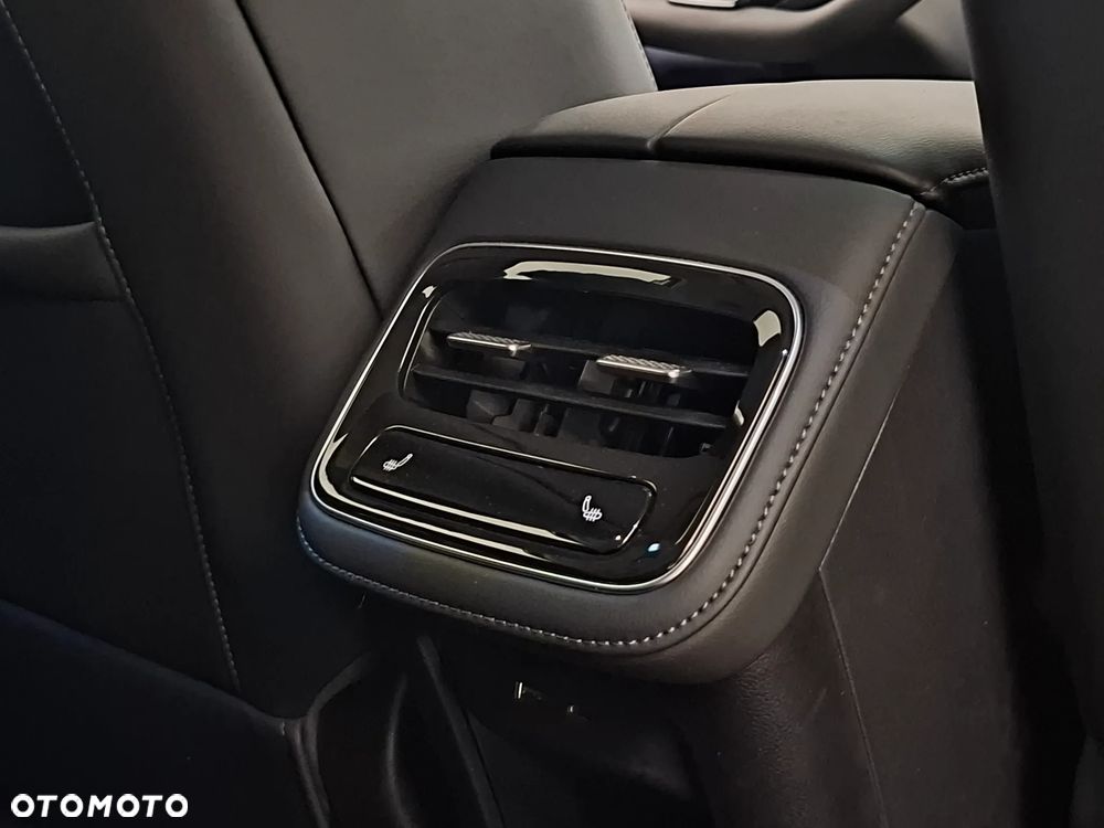 Chery Tiggo 8 1.6 T-GDI Prestige DCT - 18