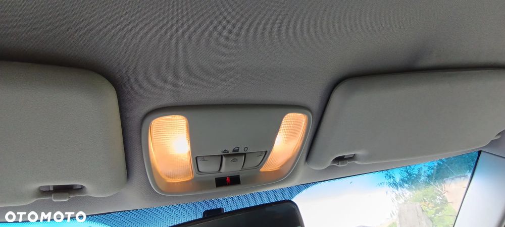 Volvo V40 1.8 - 39