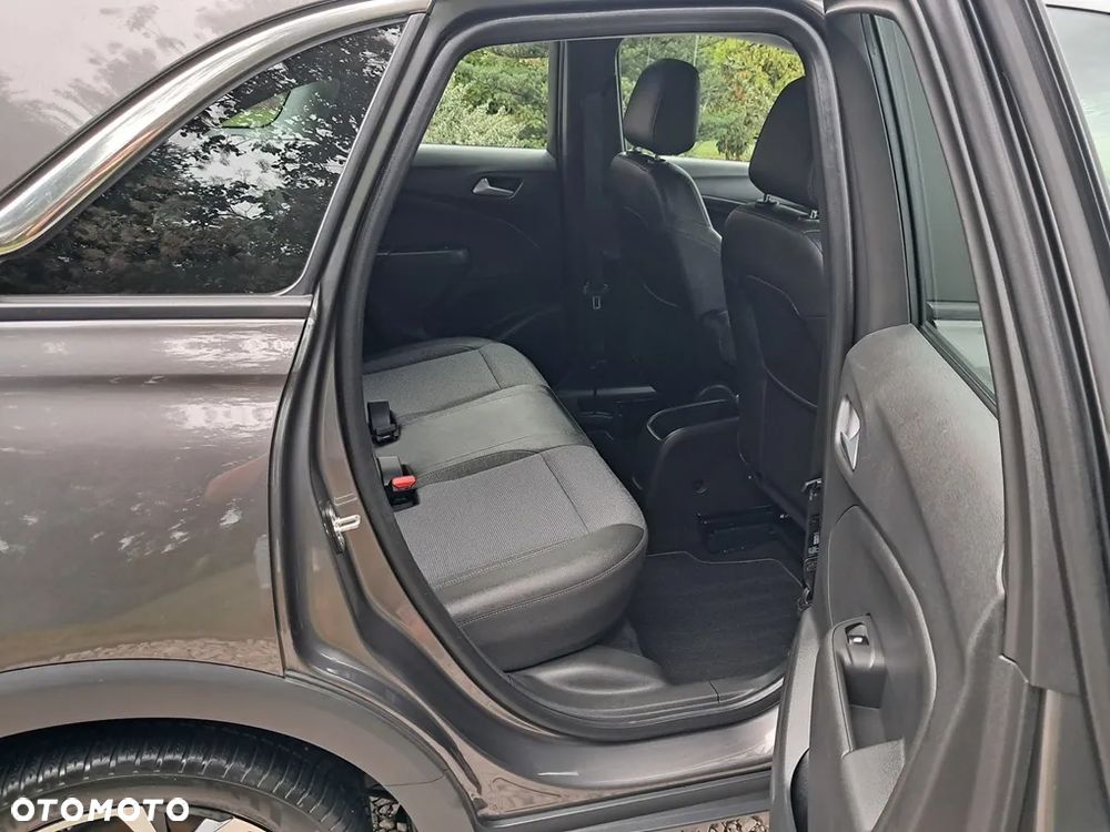 Opel Crossland X - 15
