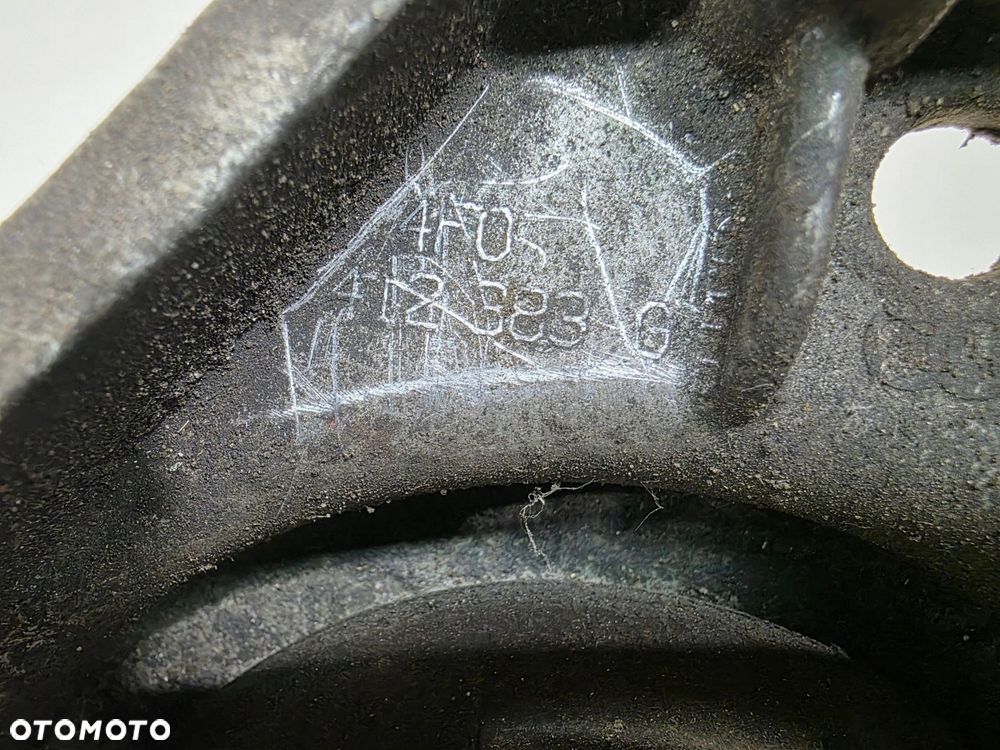MOCOWANIE GÓRNE AMORTYZATORA AUDI A6 C6 4F0412383G