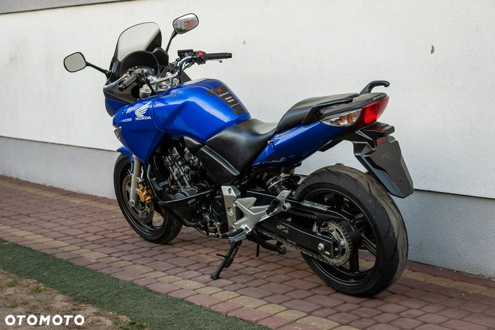Honda CBF - 4