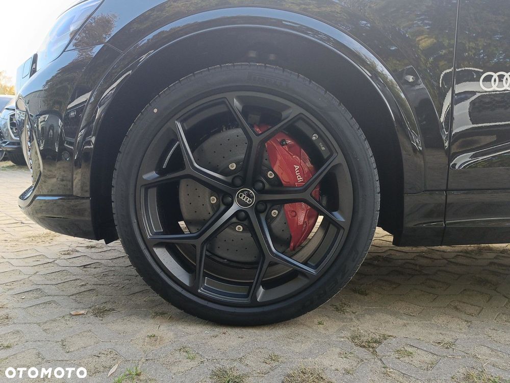 Audi RS Q8 - 19