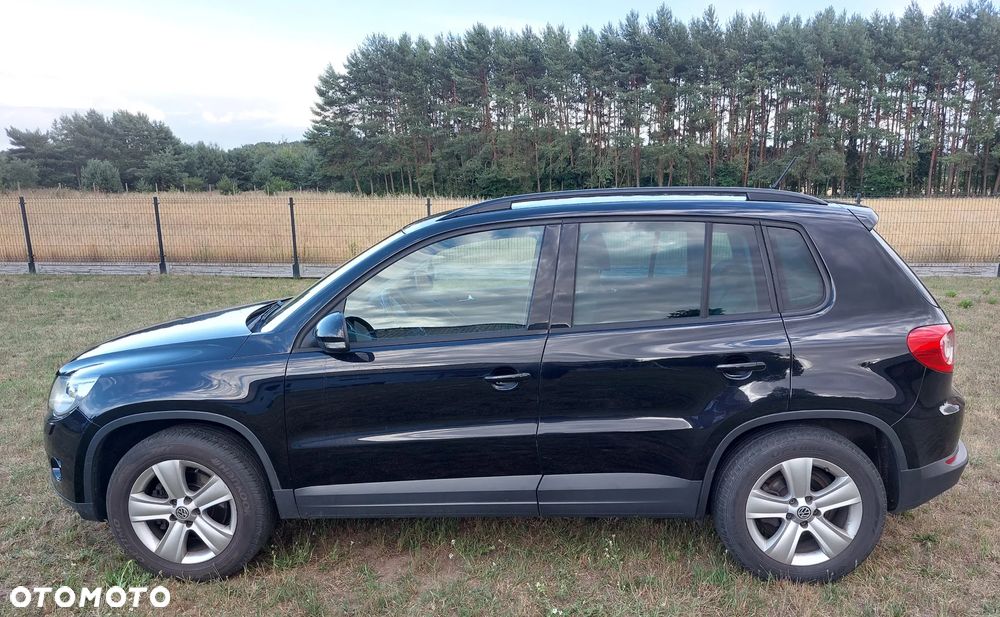 Volkswagen Tiguan - 2