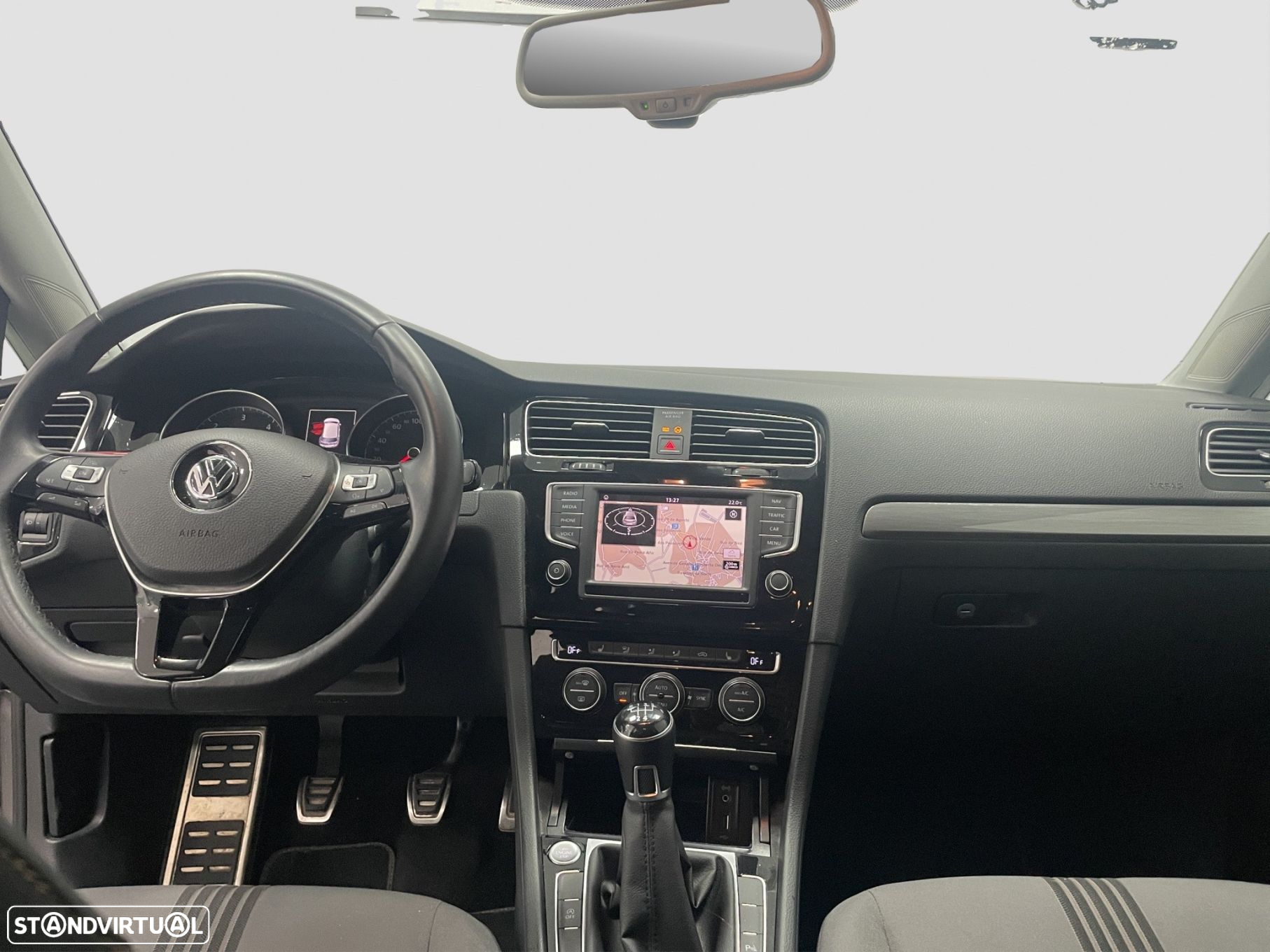 VW Golf 1.6 TDi BlueMotion Confortline - 8