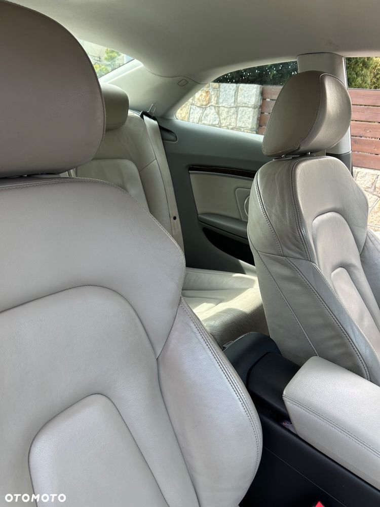 Audi A5 Coupé 3.0 TDI DPF quattro - 22