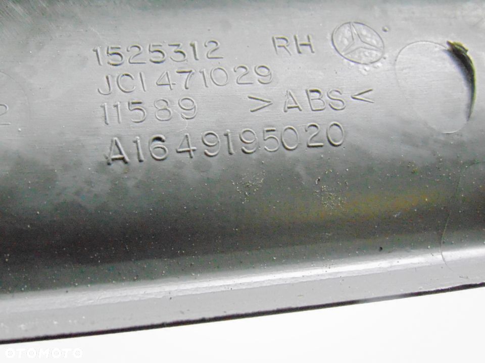 ML W164 OSLONA SZYNY FOTELA PRAWA SZARA 164685020 - 5