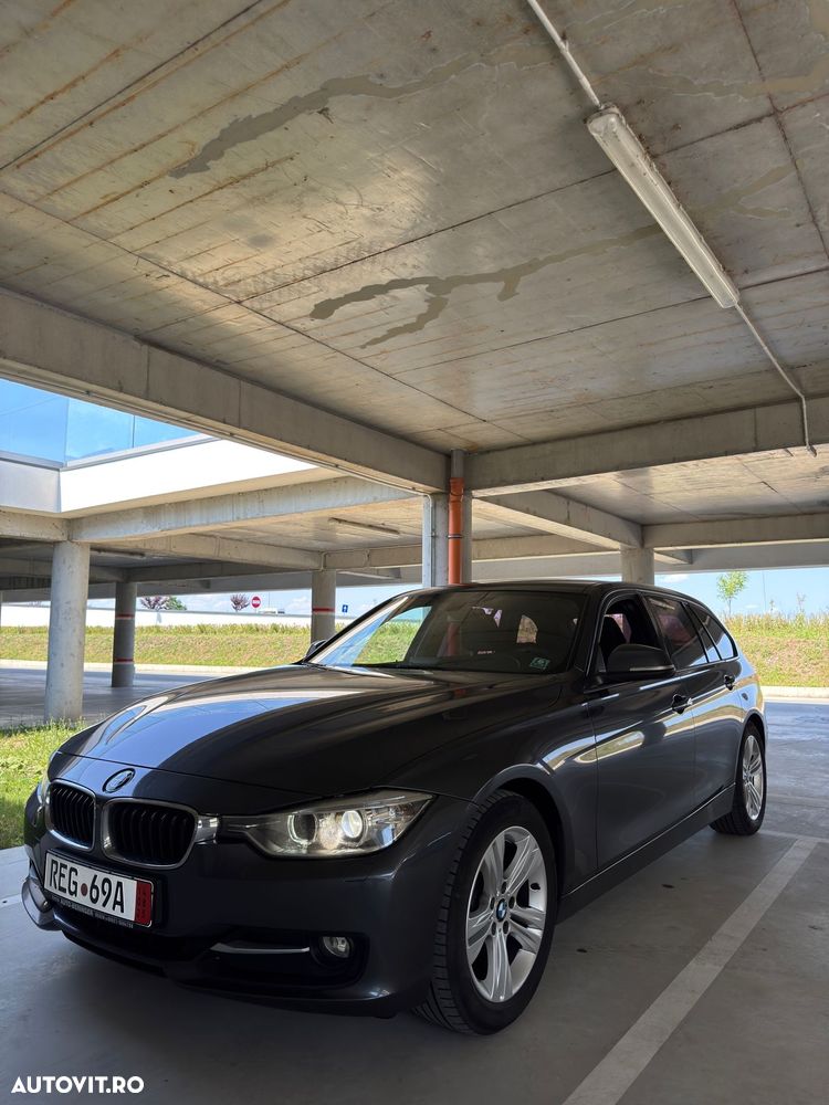 BMW Seria 3 320d Touring - 1