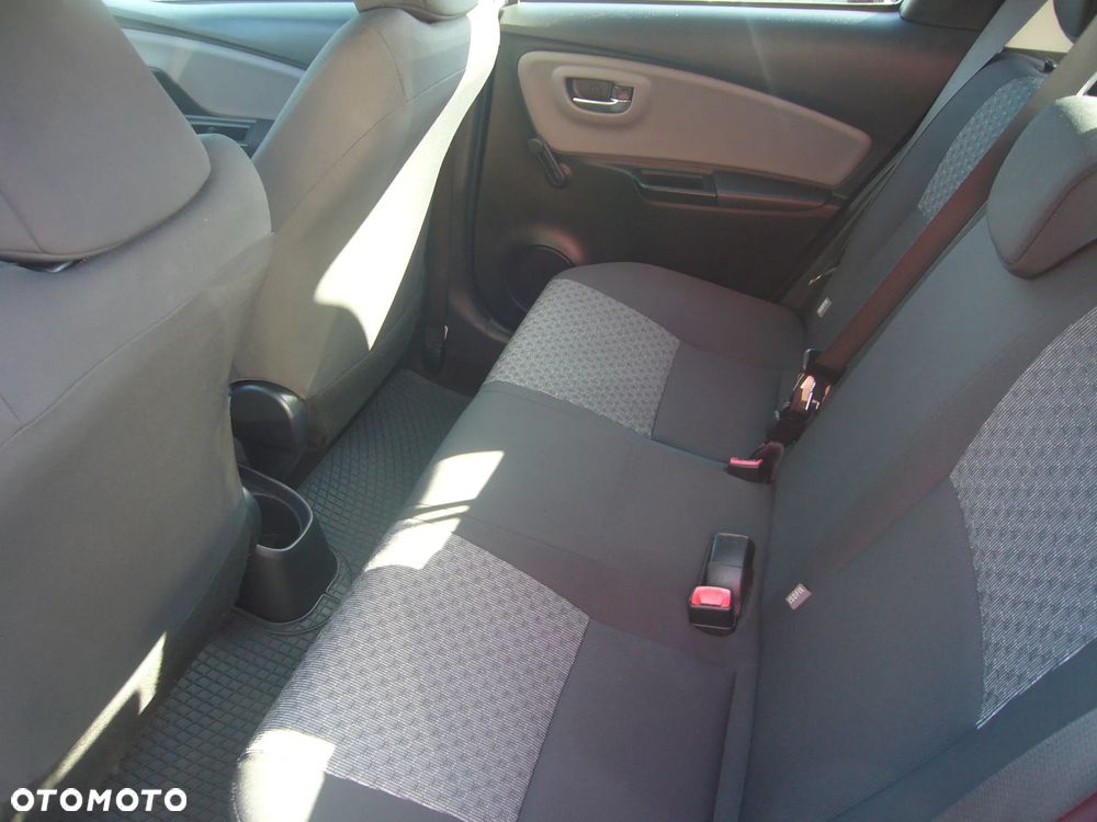 Toyota Yaris 1.33 Active - 13