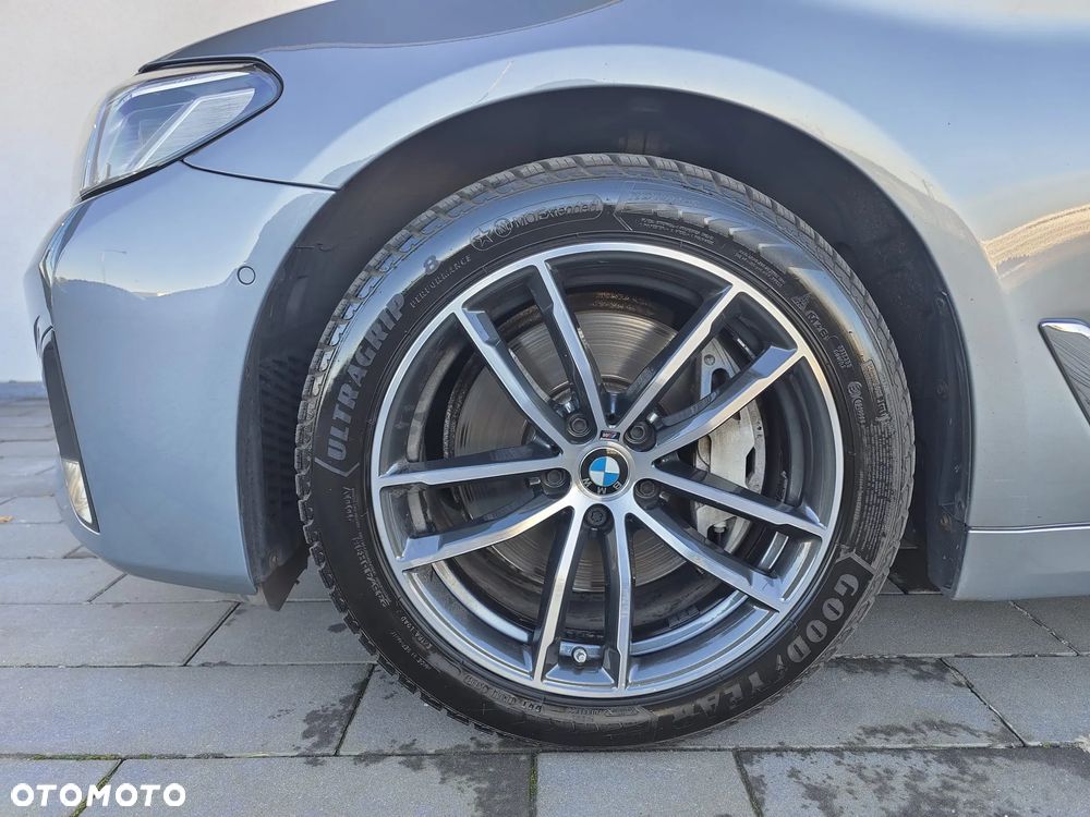 BMW Seria 5 530d xDrive - 4
