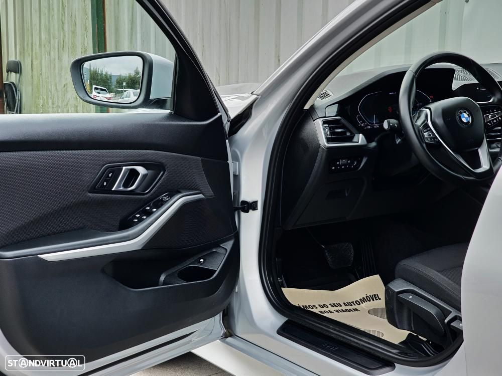 BMW 330 e Corporate Edition Auto - 10