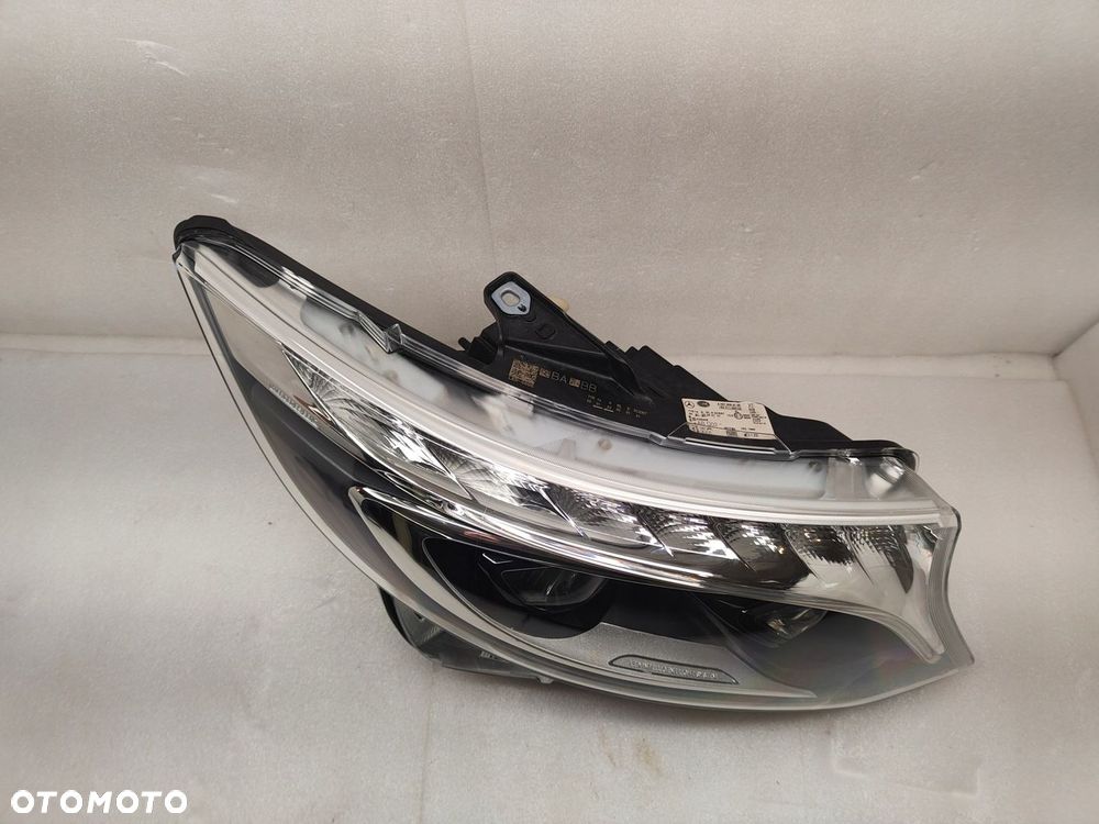 MERCEDES VITO V447 FULL LED LAMPA PRAWY PRZÓD A4479064700 - 2