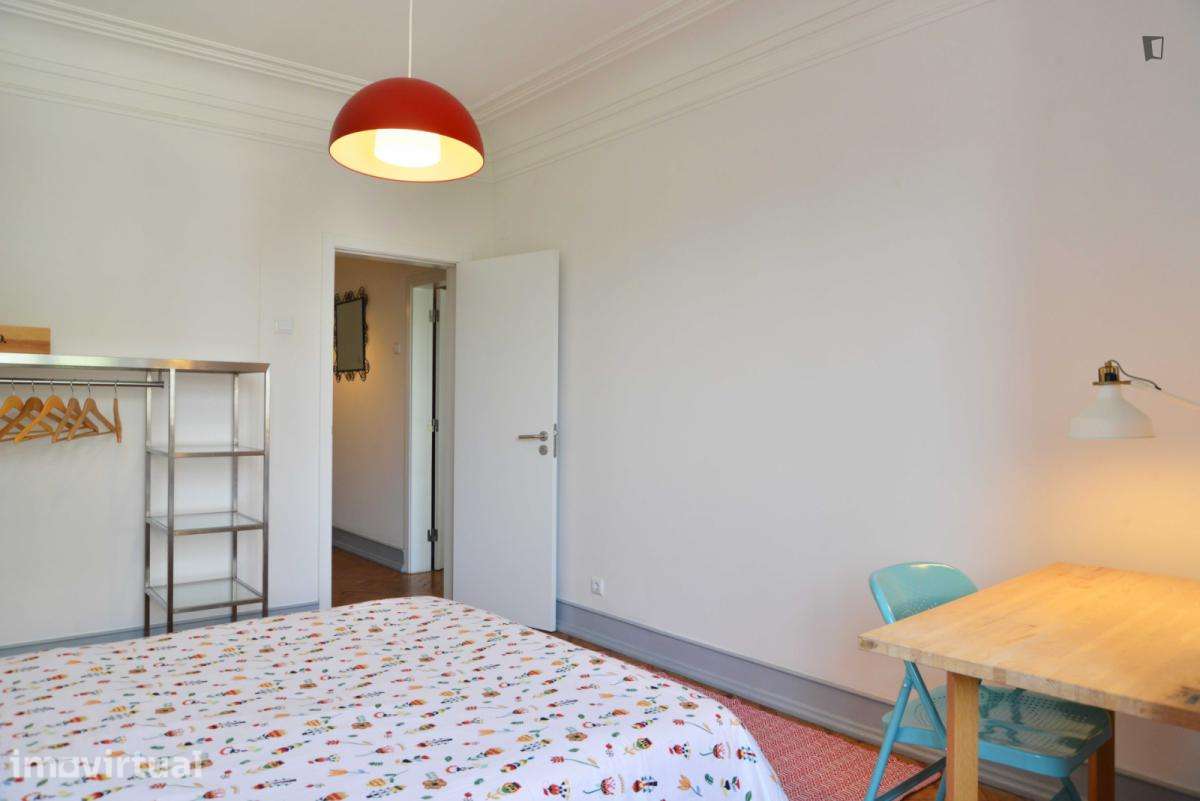 Quarto - localizado em Restelo Lisbon - Grande imagem: 4/12
