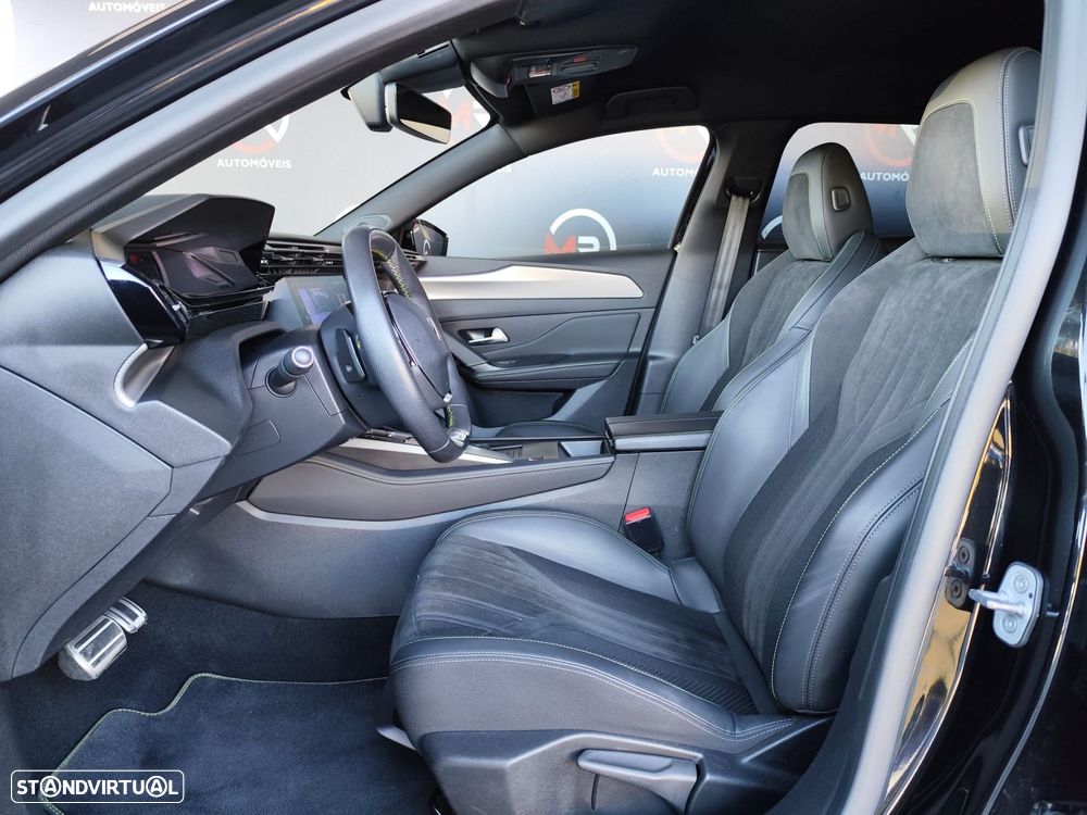 Peugeot 308 SW 1.2 PureTech GT EAT8 - 28