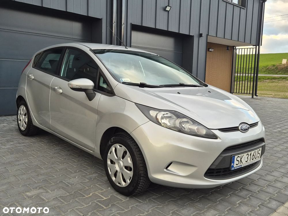 Ford Fiesta 1.25 Silver X - 25