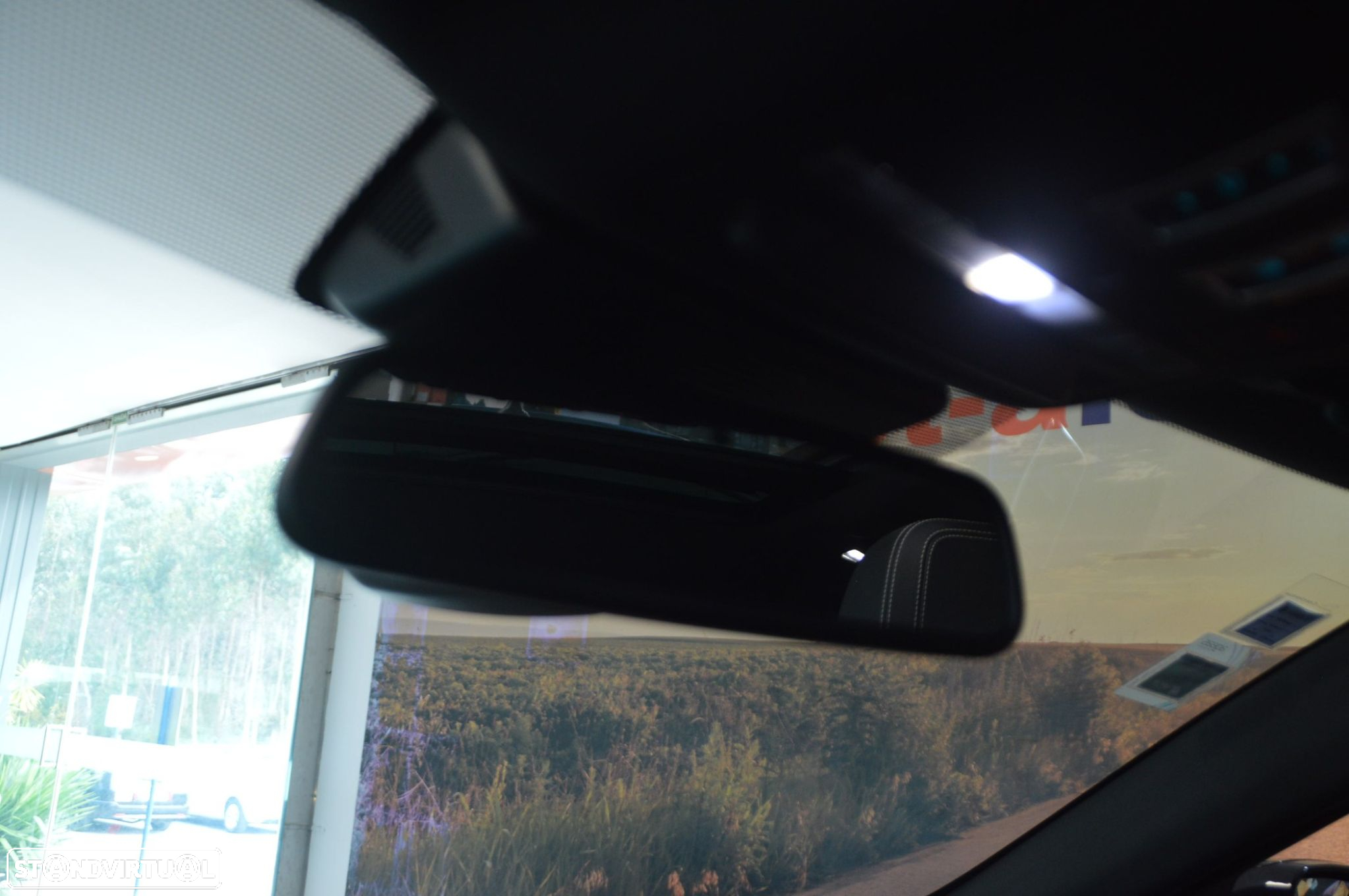 Jaguar F-Pace 2.0 i4D R-Sport AWD - 46