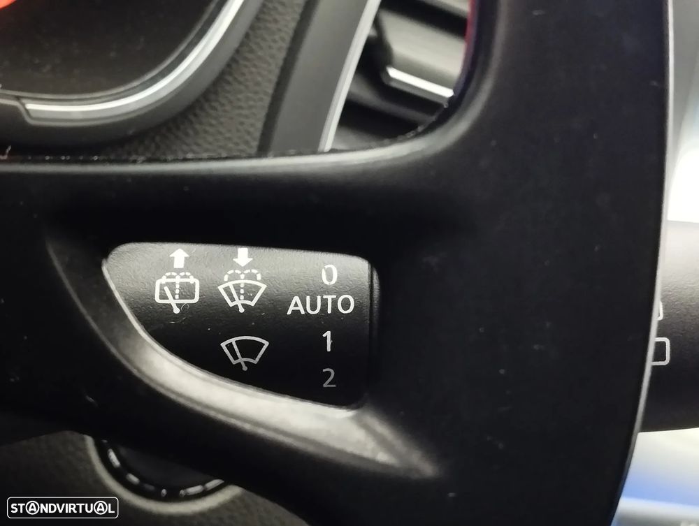 Renault Mégane 1.6 TCe GT EDC - 25