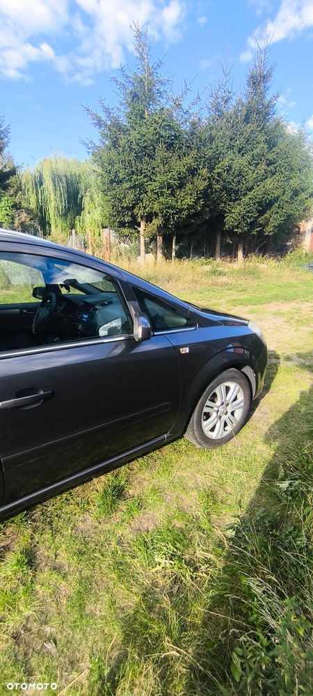 Opel Zafira 1.8 Cosmo - 7