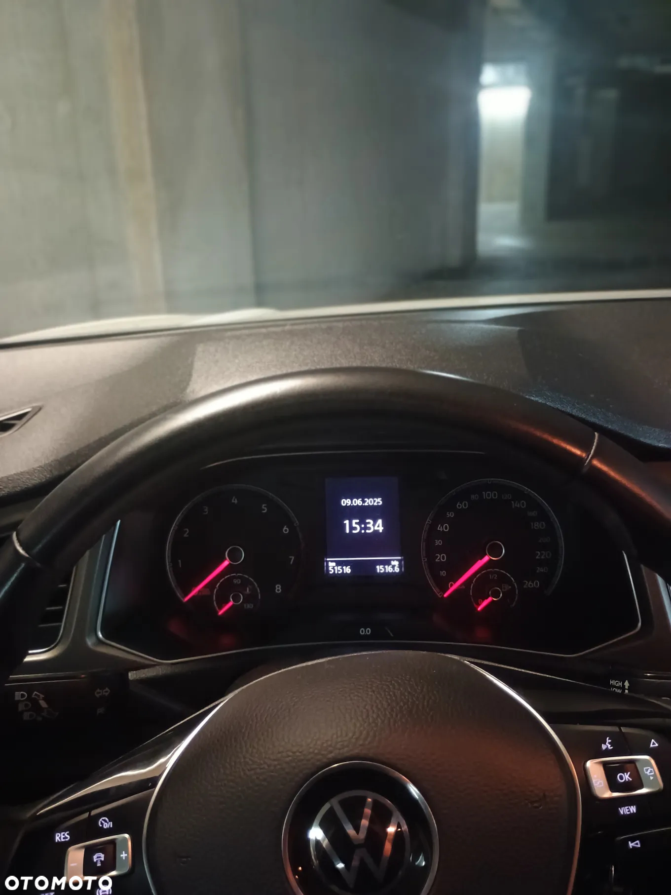 Volkswagen T-Roc 1.0 TSI Advance - 12