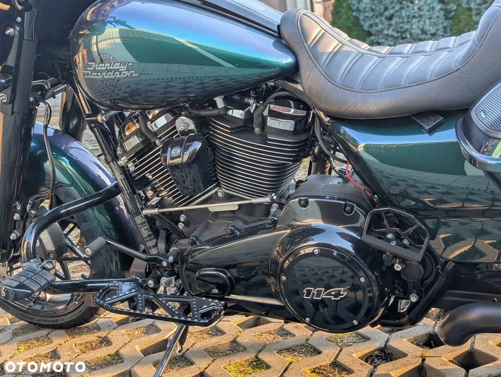 Harley-Davidson Touring Street Glide - 13