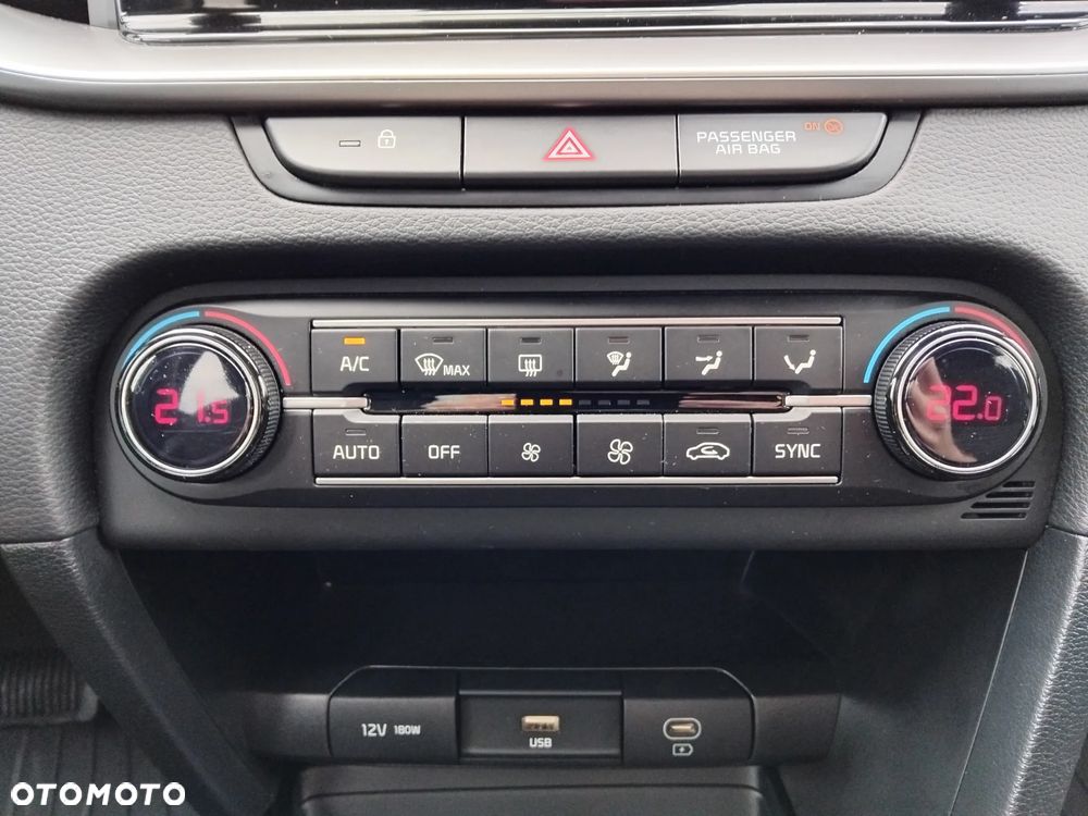 Kia XCeed 1.5 T-GDI M DCT - 19