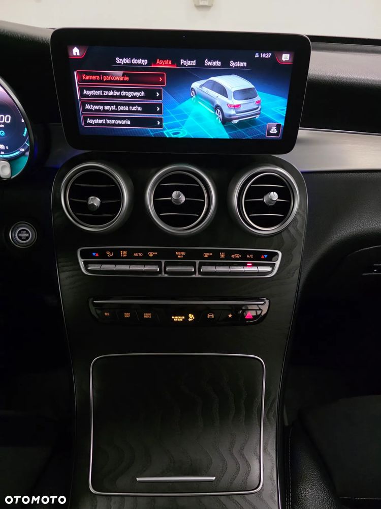 Mercedes-Benz GLC 300 de 4Matic 9G-TRONIC AMG Line Plus - 11