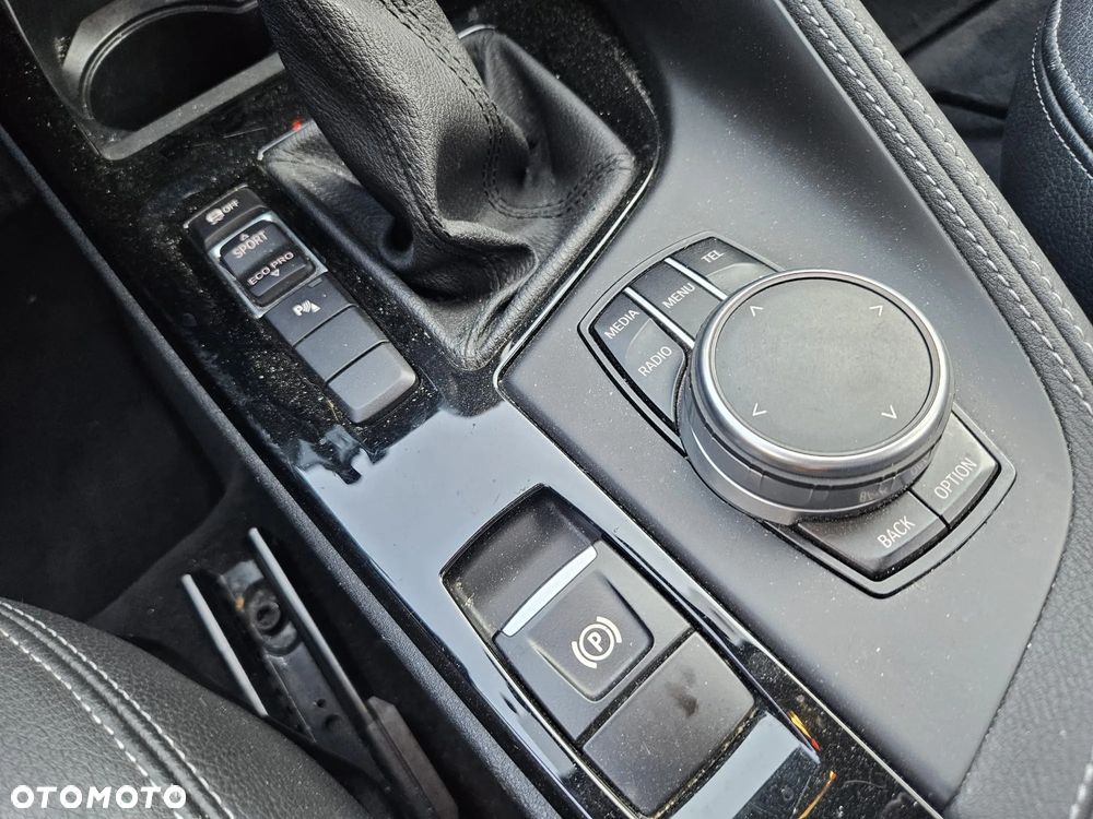 BMW X1 sDrive18d xLine sport - 17