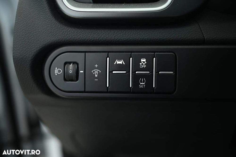 Kia XCeed 1.5 T-GDI OPF DCT7 VISION - 17
