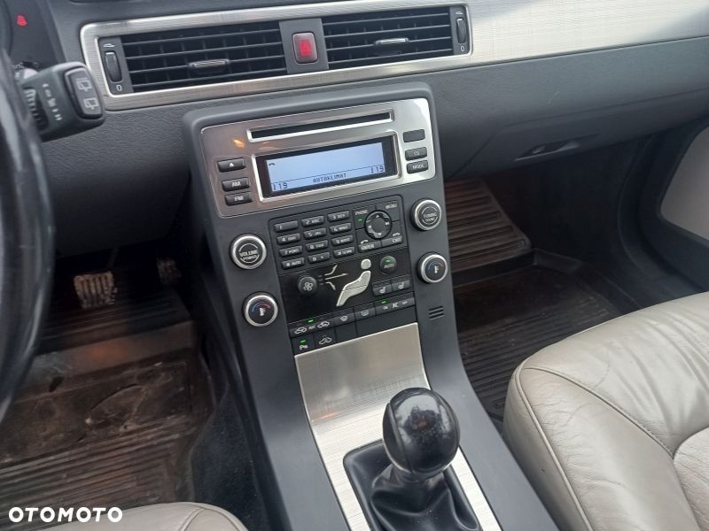 Volvo V70 D5 DPF Summum - 15