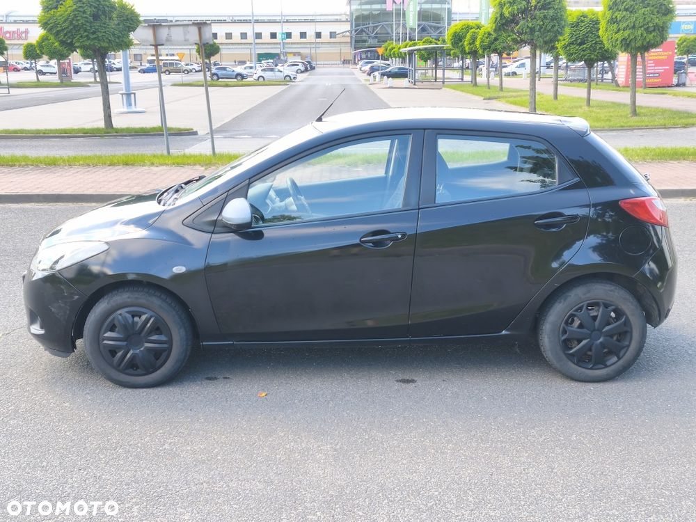Mazda 2 - 7