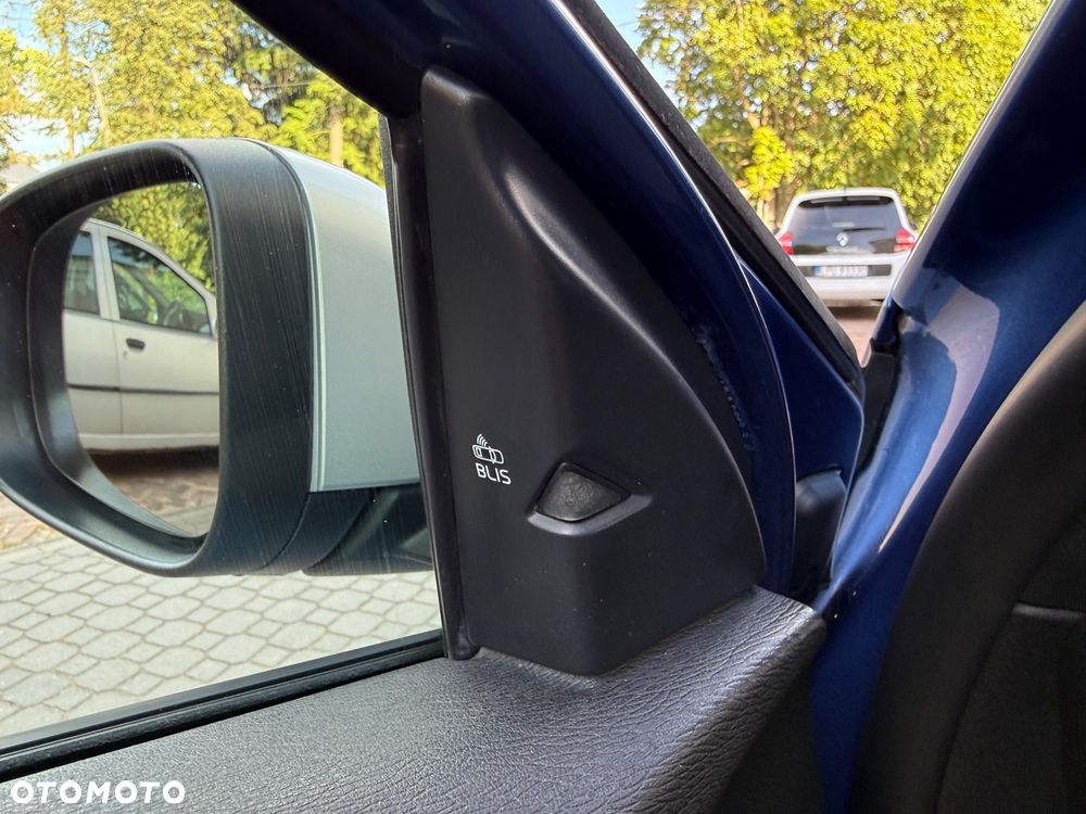 Volvo V40 D2 Drive-E Summum - 37