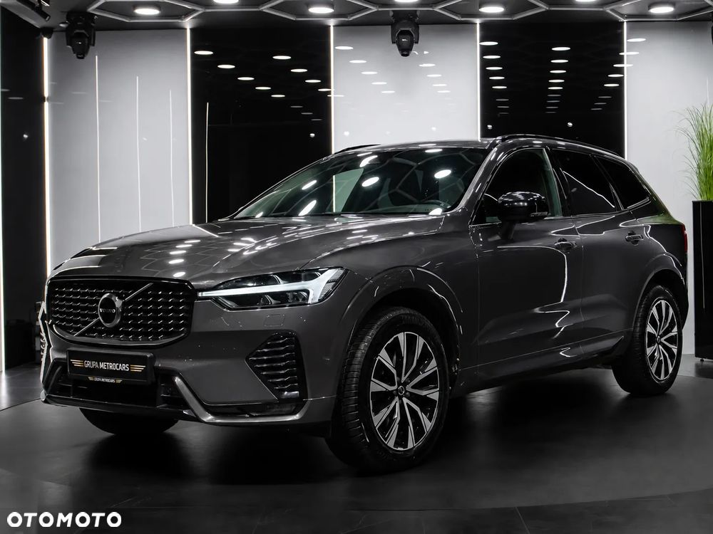 Volvo XC 60 B4 B Plus Dark - 3