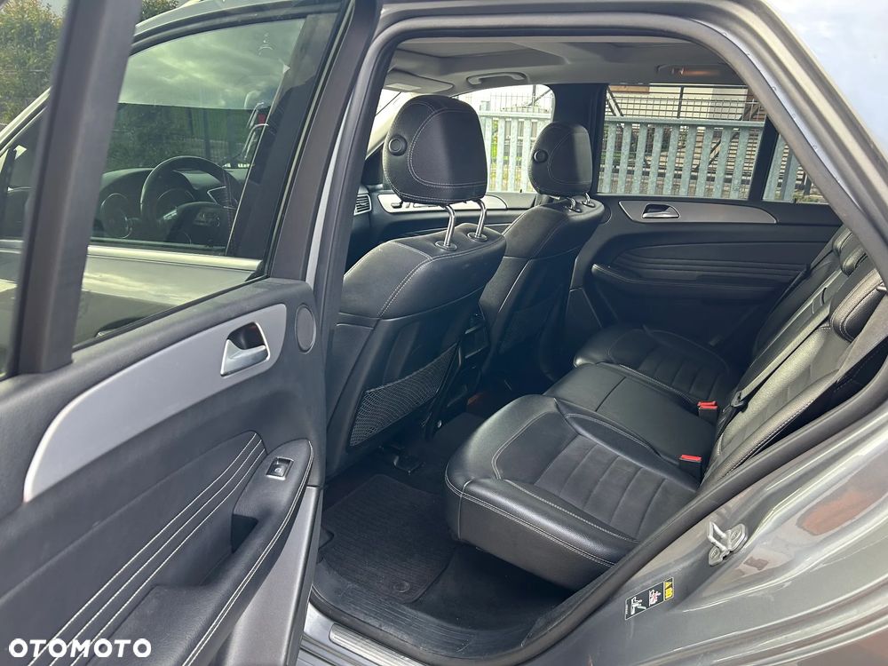 Mercedes-Benz ML - 6