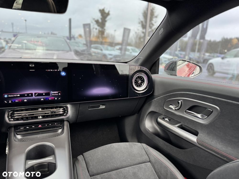 Mercedes-Benz CLA 200 mHEV 4-Matic 8G-DCT - 16