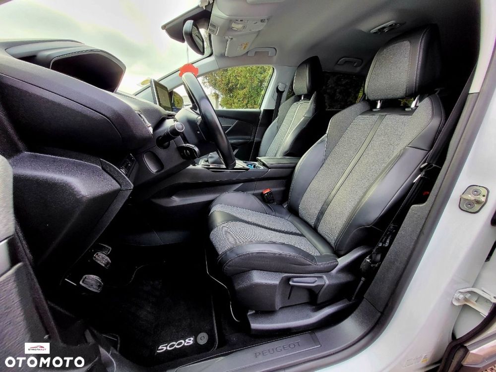 Peugeot 5008 - 5